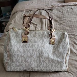 Gently used Michael Kors Handbag